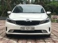 Kia Cerato 2016 - Bán Kia Cerato đời 2016, màu trắng chính chủ, 550tr