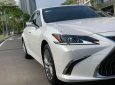 Lexus ES 250 2019 - Cần bán xe Lexus ES 250 đời 2019, màu trắng, nhập khẩu nguyên chiếc như mới