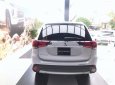 Mitsubishi Outlander MT 2019 - Bán ô tô Mitsubishi Outlander MT đời 2019, màu trắng, xe nhập giá cạnh tranh