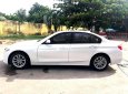 BMW 3 Series  320i 2013 - Bán BMW 3 Series 320i đời 2013, màu trắng, nhập khẩu, 770 triệu