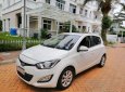 Hyundai i20 2013 - Bán Hyundai i20 đời 2013, màu trắng