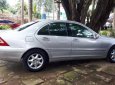 Mercedes-Benz C class   2004 - Cần bán xe Mercedes C class 2004, màu bạc