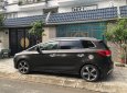 Kia Rondo GATH 2016 - Cần bán gấp Kia Rondo GATH đời 2016, màu nâu, đã đi 50000km, 555 triệu