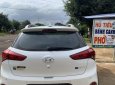 Hyundai i20 2017 - Gia đình cần lên đời bán Hyundai i20 2017, màu trắng, xe nhập