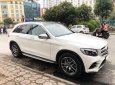 Mercedes-Benz GLC-Class GLC300 2018 - Bán xe Mercedes GLC300 4Matic có Apple Carplay hiện đại 2018. Trả trước 800 triệu nhận xe ngay