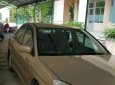 Mitsubishi Lancer 2004 - Cần bán lại xe Mitsubishi Lancer đời 2004, màu vàng xe gia đình, giá chỉ 230 triệu