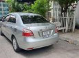 Toyota Vios 2011 - Cần bán xe Toyota Vios đời 2011, màu bạc xe gia đình