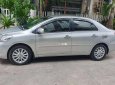 Toyota Vios 2011 - Cần bán xe Toyota Vios đời 2011, màu bạc xe gia đình