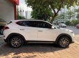 Hyundai Tucson 2016 - Bán Hyundai Tucson sản xuất 2016, màu trắng mới 95%, giá 825 triệu đồng