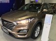 Hyundai Tucson 2.0 AT 2019 - Cần bán Hyundai Tucson 2.0 AT sản xuất 2019, màu vàng 