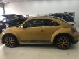 Volkswagen Beetle 2017 - Bán Volkswagen Beetle Dune năm sản xuất 2017, màu vàng, nhập khẩu