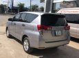 Toyota Innova 2017 - Bán Toyota Innova đời 2017, màu bạc