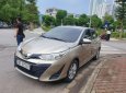 Toyota Vios 2019 - Cần bán lại xe Toyota Vios 2019, màu vàng