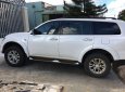 Mitsubishi Pajero Sport 2016 - Cần bán gấp Mitsubishi Pajero Sport năm sản xuất 2016, màu trắng xe gia đình