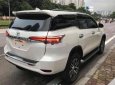 Toyota Fortuner 2017 - Cần bán Toyota Fortuner năm 2017, màu trắng, 220 triệu