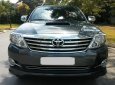 Toyota Fortuner 2.5G 4x2MT 2016 - Bán Toyota Fortuner 2016, số sàn, máy dầu, màu xám chì xe rất đẹp