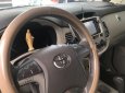 Toyota Innova 2.0E 2014 - Bán Toyota Innova 2.0E năm 2014, màu bạc, xe gia đình