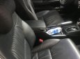 Honda Civic 2016 - Cần bán gấp Honda Civic 2016, màu trắng xe gia đình