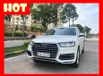 Audi Q7   2.0 2017 - Bán xe Audi Q7 2.0 model 2018 màu trắng nội thất đen giá tốt. Trả trước 900 triệu nhận xe ngay