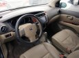 Nissan Grand livina 2010 - Cần bán Nissan Grand livina đời 2010, màu nâu xe gia đình, giá tốt