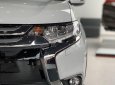 Mitsubishi Outlander 2019 - Bán Mitsubishi Outlander năm sản xuất 2019, khuyến mãi lớn