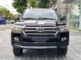 Toyota Land Cruiser 2018 - Cần bán Toyota Land Cruiser VXR 4.6L sản xuất 2018, màu đen mới 100%, nhập khẩu Trung Đông 