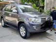 Toyota Fortuner 2009 - Cần bán gấp Toyota Fortuner sản xuất 2009, màu xám chính chủ