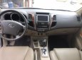 Toyota Fortuner V 2009 - Cần bán gấp Fortuner 9/2009 máy xăng full option