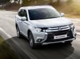 Mitsubishi Outlander   2019 - Bán Mitsubishi Outlander sản xuất năm 2019, màu trắng, giá tốt