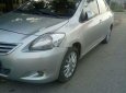 Toyota Vios E 2010 - Bán xe Toyota Vios E đời 2010, màu bạc