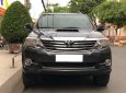 Toyota Fortuner 2015 - Bán Fortuner 2015 máy dầu, số sàn, màu xám, xe còn mới keng