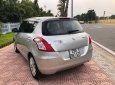 Suzuki Swift 2013 - Cần bán xe Suzuki Swift đời 2013, màu bạc, nhập khẩu nguyên chiếc, giá tốt