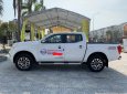 Nissan Navara SL 2019 - Cần bán xe Nissan Navara SL 2019, màu trắng duy nhất