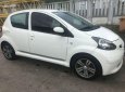 Toyota Aygo 2006 - Lên đời bán Toyota Aygo MT 1.0 2006, màu trắng, xe nhập số sàn, giá 205tr