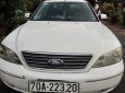 Ford Mondeo 2003 - Bán ô tô Ford Mondeo đời 2003, màu trắng, giá tốt