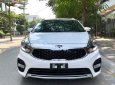 Kia Rondo GAT 2018 - Bán xe Kia Rondo GAT sản xuất năm 2018, màu trắng, giá chỉ 628 triệu