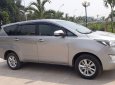 Toyota Innova 2016 - Bán Toyota Innova đời 2016, màu bạc, giá tốt