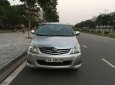 Toyota Innova 2011 - Cần bán xe Toyota Innova 2.0G năm sản xuất 2011, màu bạc, số sàn