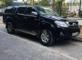 Toyota Hilux 2011 - Cần bán lại xe Toyota Hilux đời 2011, màu đen, nhập khẩu nguyên chiếc