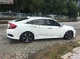 Honda Civic 2017 - Bán Honda Civic đời 2017, màu trắng xe gia đình, 780tr, xe còn nguyên bản