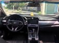 Honda Civic 2017 - Bán Honda Civic đời 2017, màu trắng xe gia đình, 780tr, xe còn nguyên bản