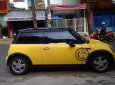 Mini Cooper 2004 - Cần bán Mini Cooper năm 2004, màu vàng chính chủ, giá 275tr, xe nguyên bản