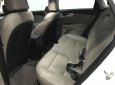 Kia Cerato 2018 - Bán ô tô Kia Cerato đời 2018, màu trắng xe gia đình, giá 635tr, xe nguyên bản