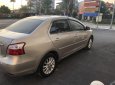 Toyota Vios E 2013 - Bán nhanh xe Toyota Vios 1.5E màu vàng cát, sx cuối 2013, chính chủ gia đình từ đầu