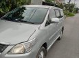 Toyota Innova   E  2013 - Bán ô tô Toyota Innova E năm 2013, màu bạc chính chủ, giá chỉ 460 triệu