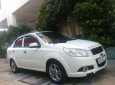 Chevrolet Aveo 2013 - Bán ô tô Chevrolet Aveo sản xuất 2013, màu trắng xe nguyên bản