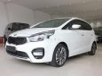 Kia Rondo 2018 - Bán Kia Rondo 2.0AT năm sản xuất 2018, màu trắng số tự động