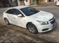 Chevrolet Cruze  MT 2010 - Cần bán gấp Chevrolet Cruze MT 2010, màu trắng số sàn, giá tốt