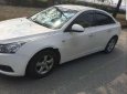 Chevrolet Cruze  MT 2010 - Cần bán gấp Chevrolet Cruze MT 2010, màu trắng số sàn, giá tốt