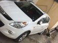 Hyundai i20     2011 - Cần bán gấp Hyundai i20 sản xuất 2011, màu trắng, nhập khẩu nguyên chiếc